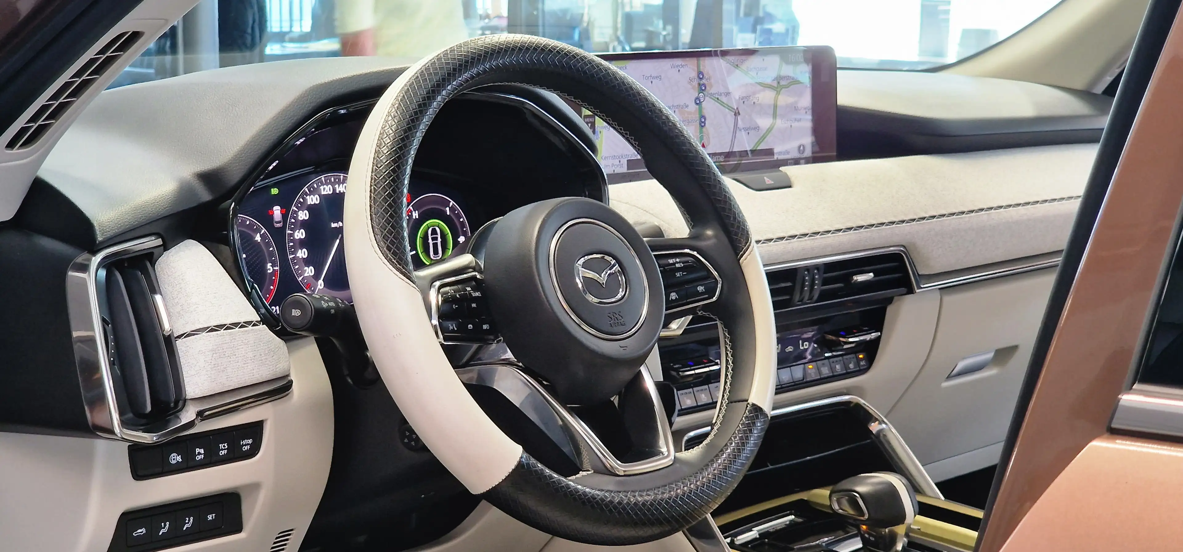 Mazda CX-80 e-SKY D AWD Takumi Plus 1-Hand 6-Sitzer Aut. *Pano — photo 12