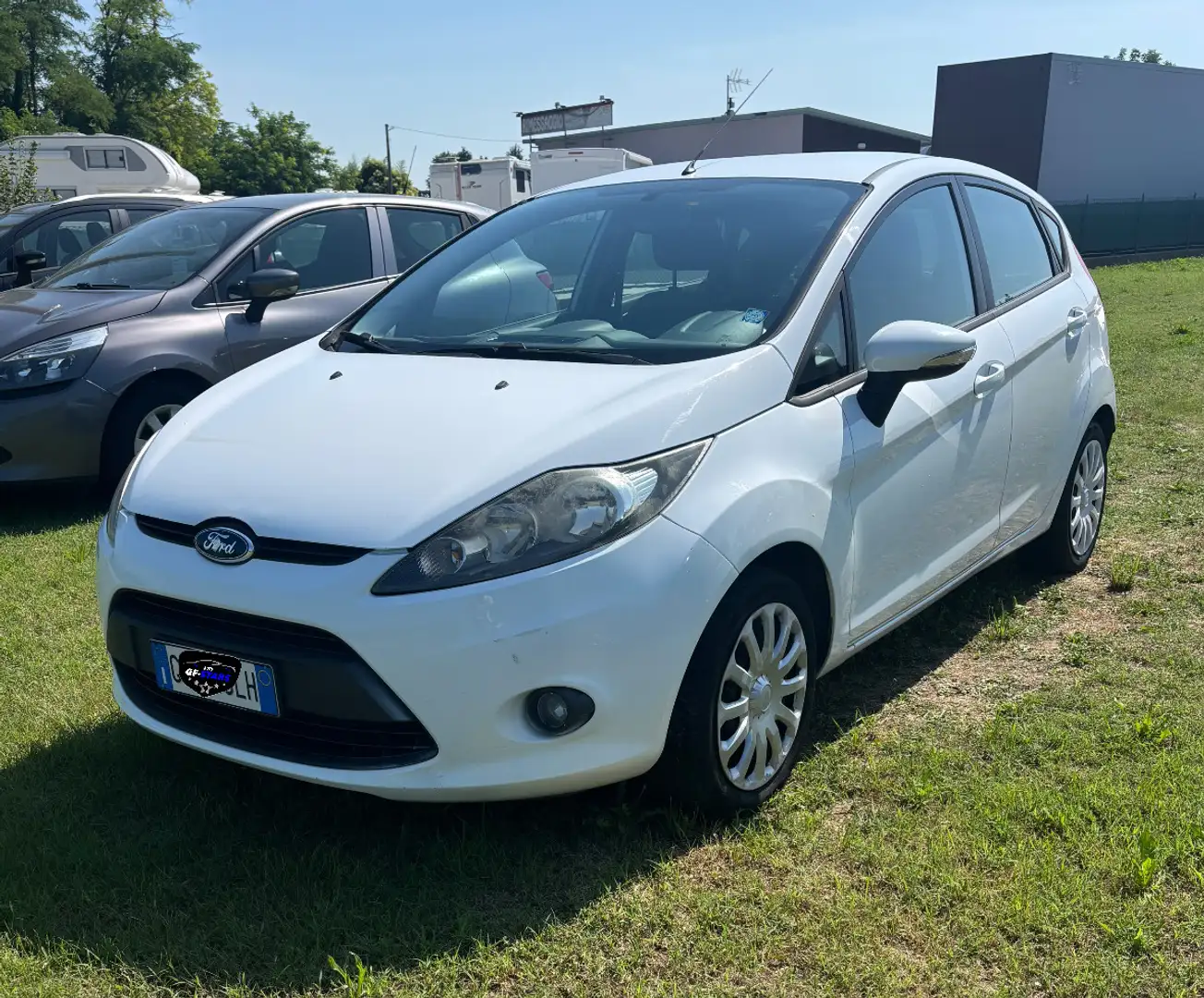 Ford Fiesta 5p 1.2 16v Titanium c/esp Gpl E5 - 1