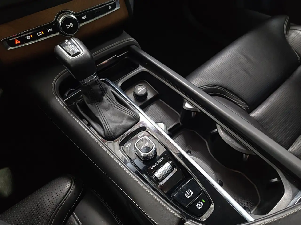 Volvo XC90 снимка Volvo XC90