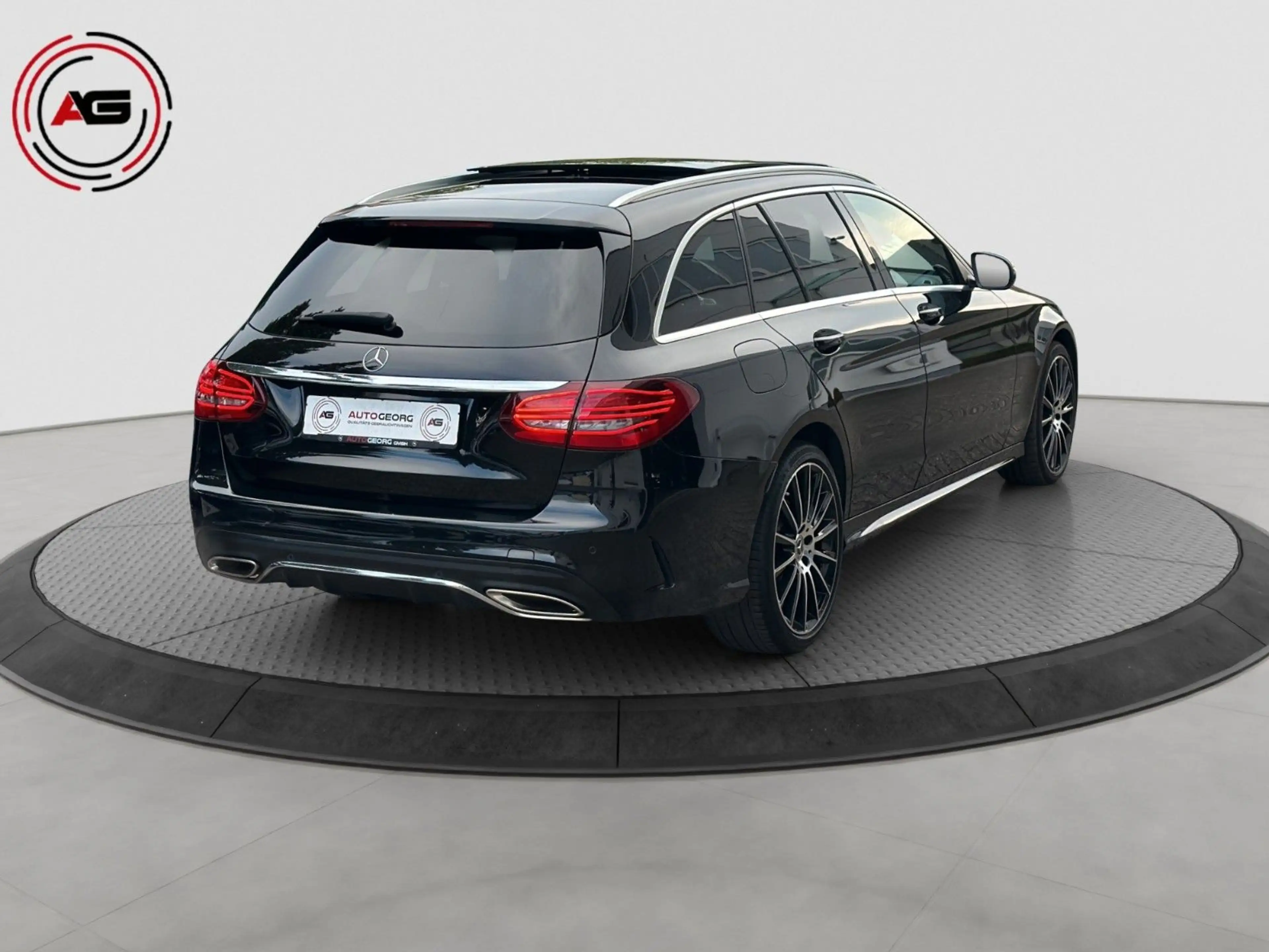 Mercedes-Benz C 400 C400T 4M AMG DISTRON M.BEAM PANO KAMERA 19 ZOLL — photo 5