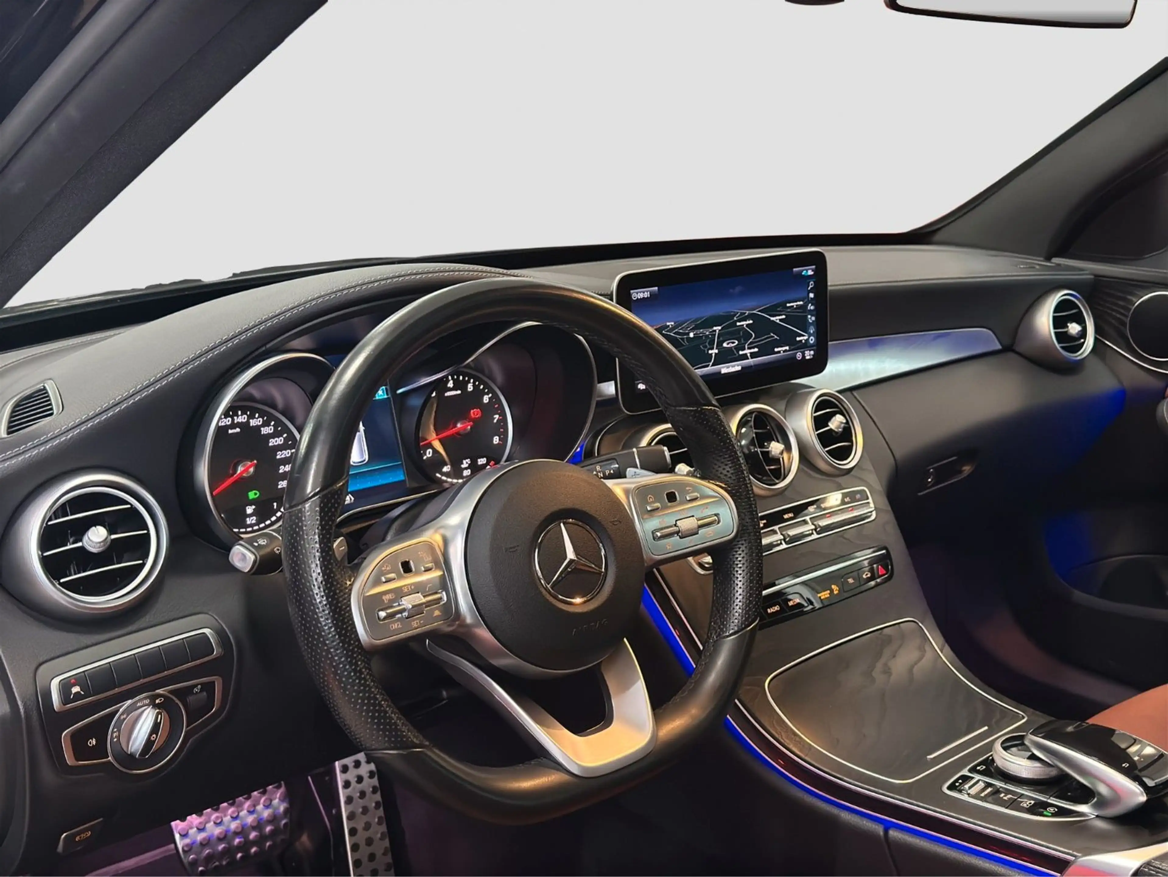 Mercedes-Benz C 400 C400T 4M AMG DISTRON M.BEAM PANO KAMERA 19 ZOLL — photo 12