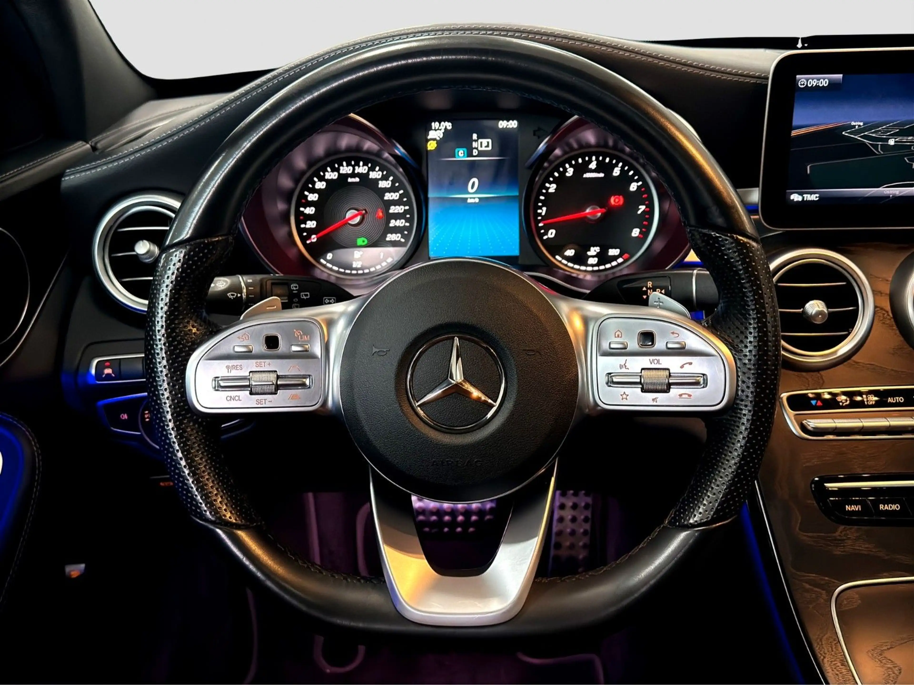 Mercedes-Benz C 400 C400T 4M AMG DISTRON M.BEAM PANO KAMERA 19 ZOLL — photo 14