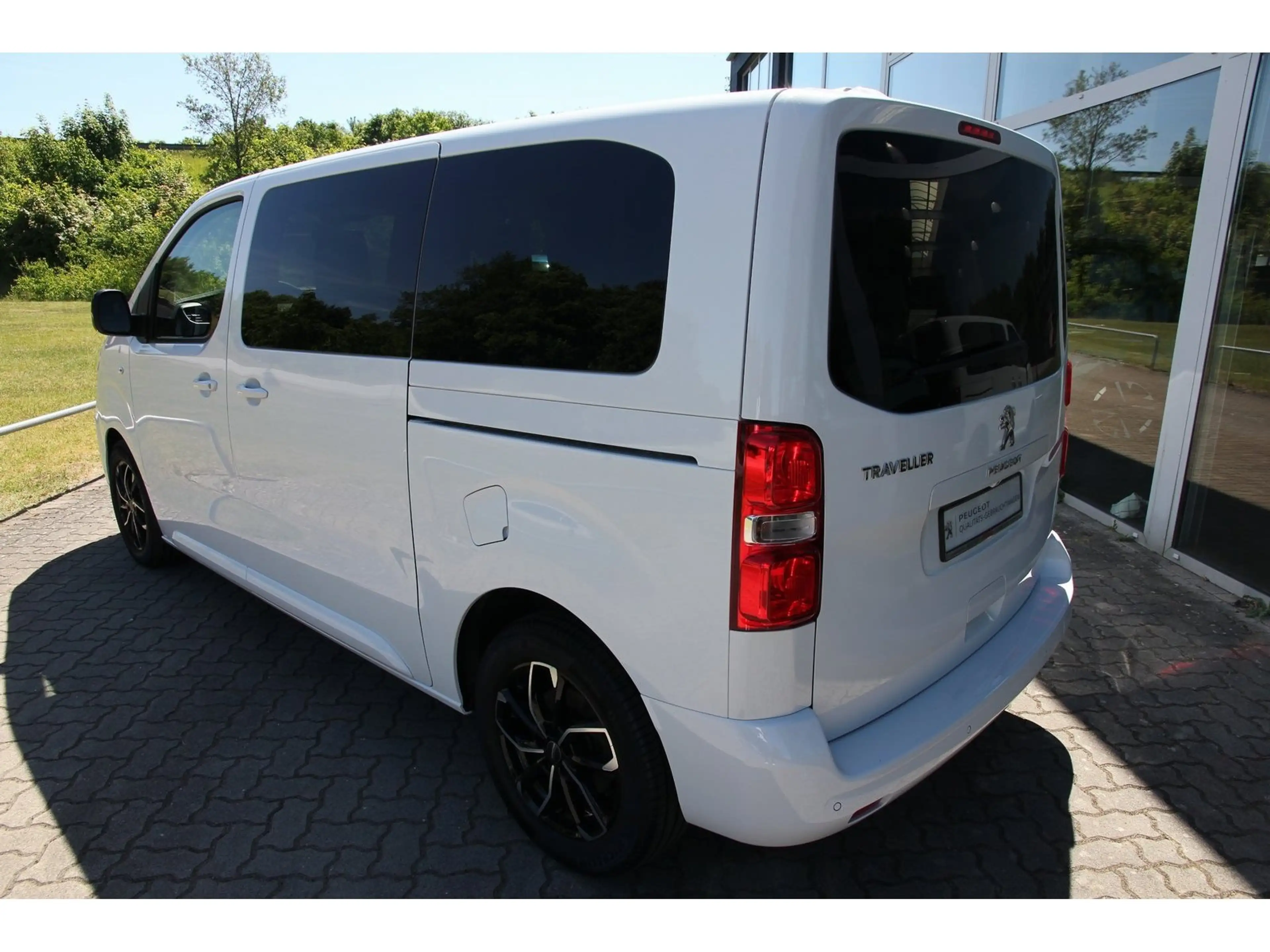 Peugeot Traveller Business L2 HDi 120 8-Sitze — photo 4