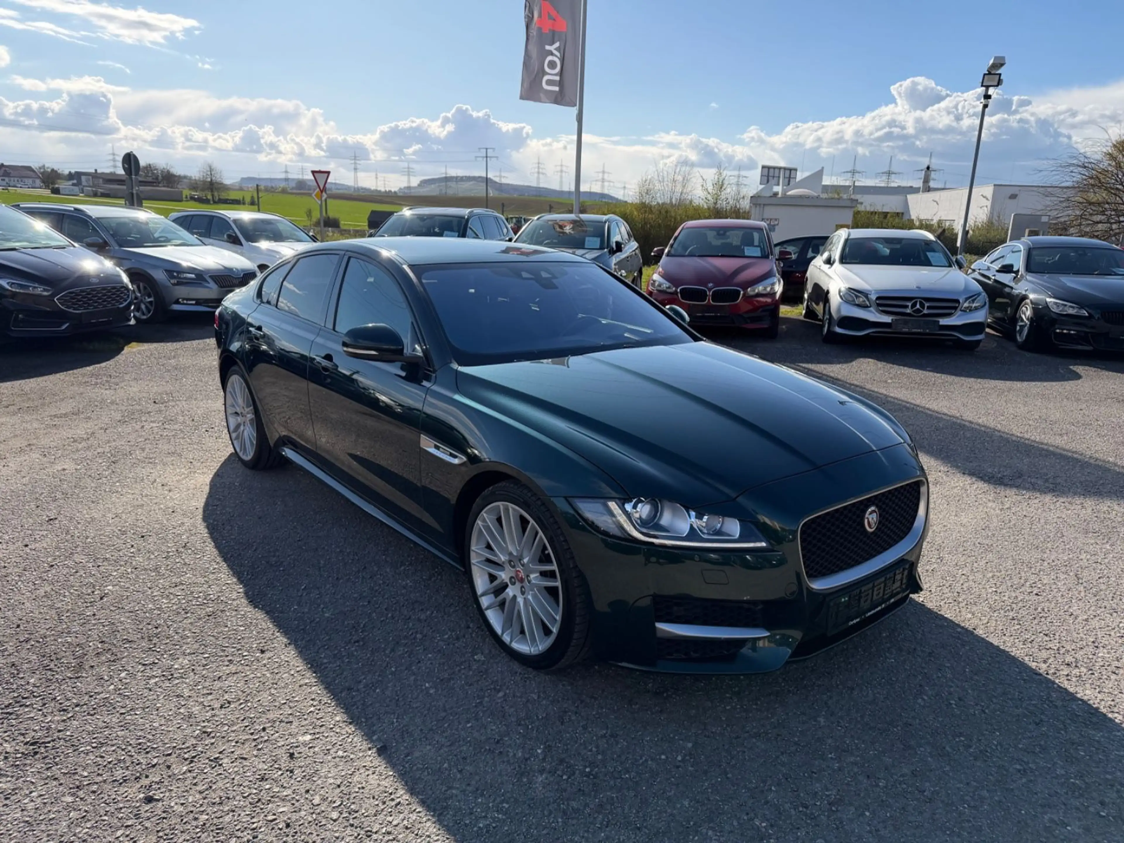 Jaguar XF 30d 300PS R-Sport Automatik Matric Head ACC — photo 3