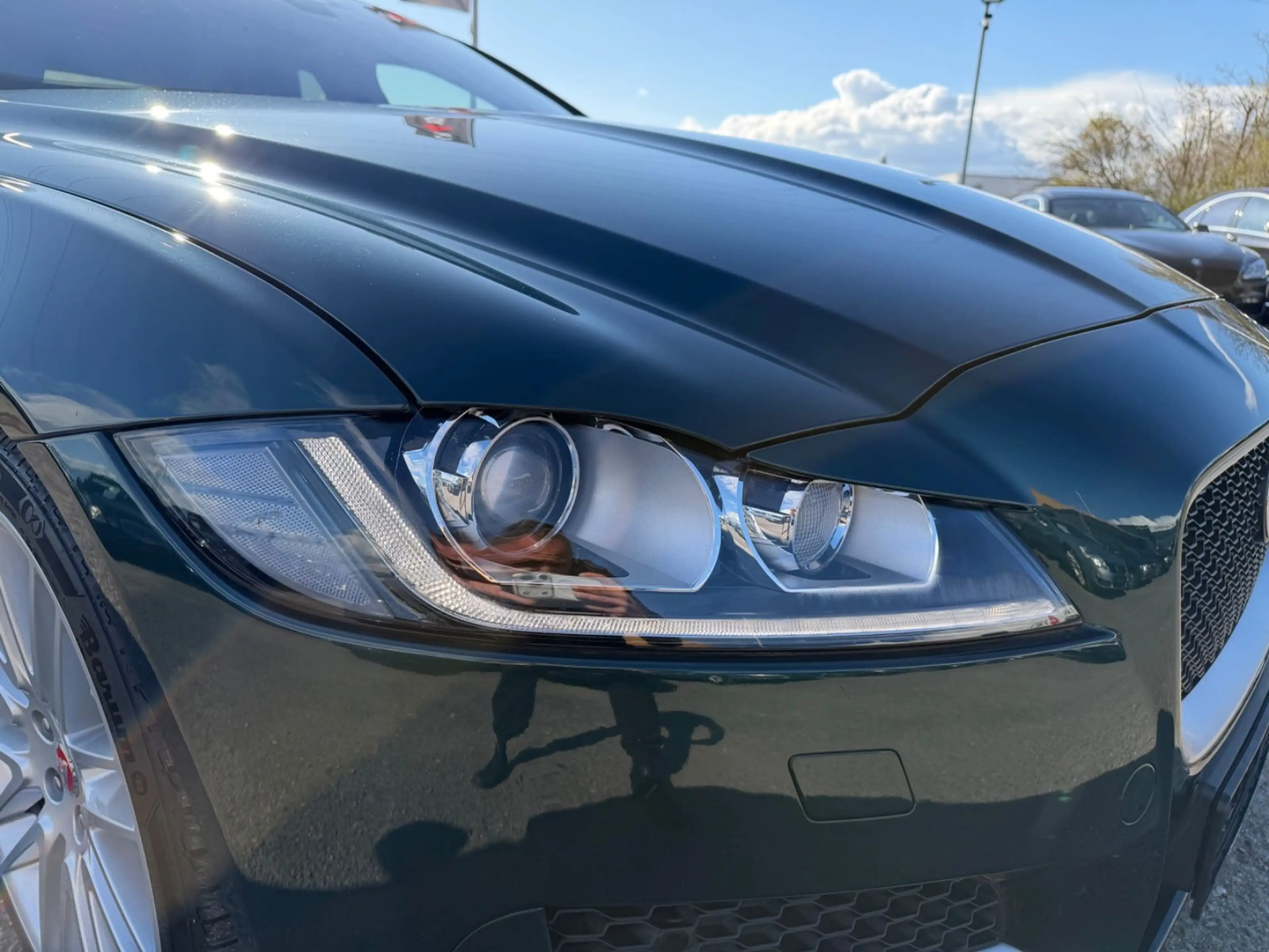 Jaguar XF 30d 300PS R-Sport Automatik Matric Head ACC — photo 4