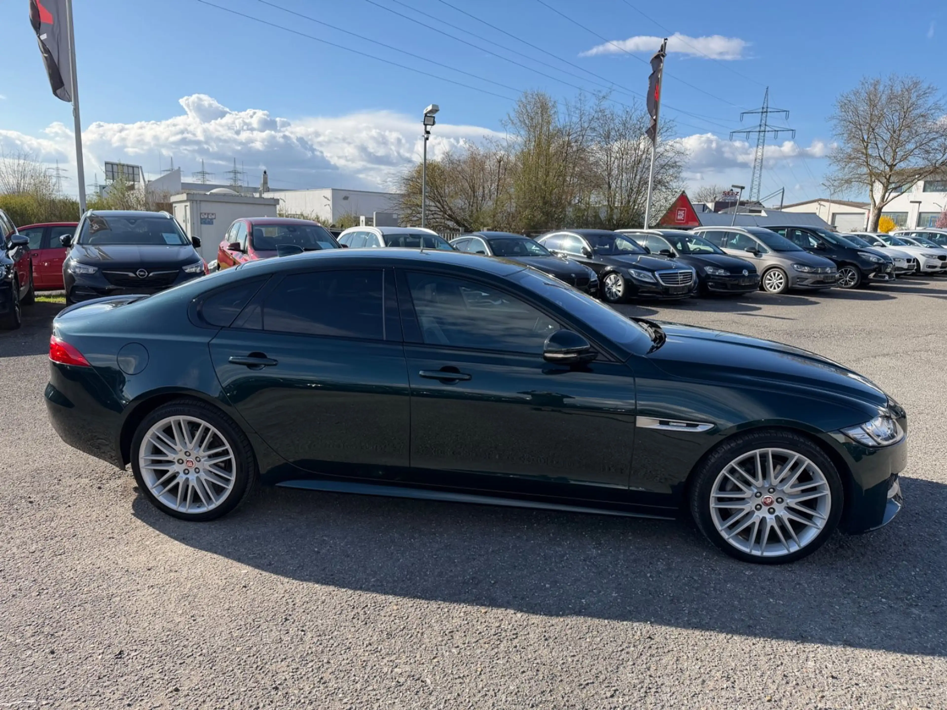 Jaguar XF 30d 300PS R-Sport Automatik Matric Head ACC — photo 6