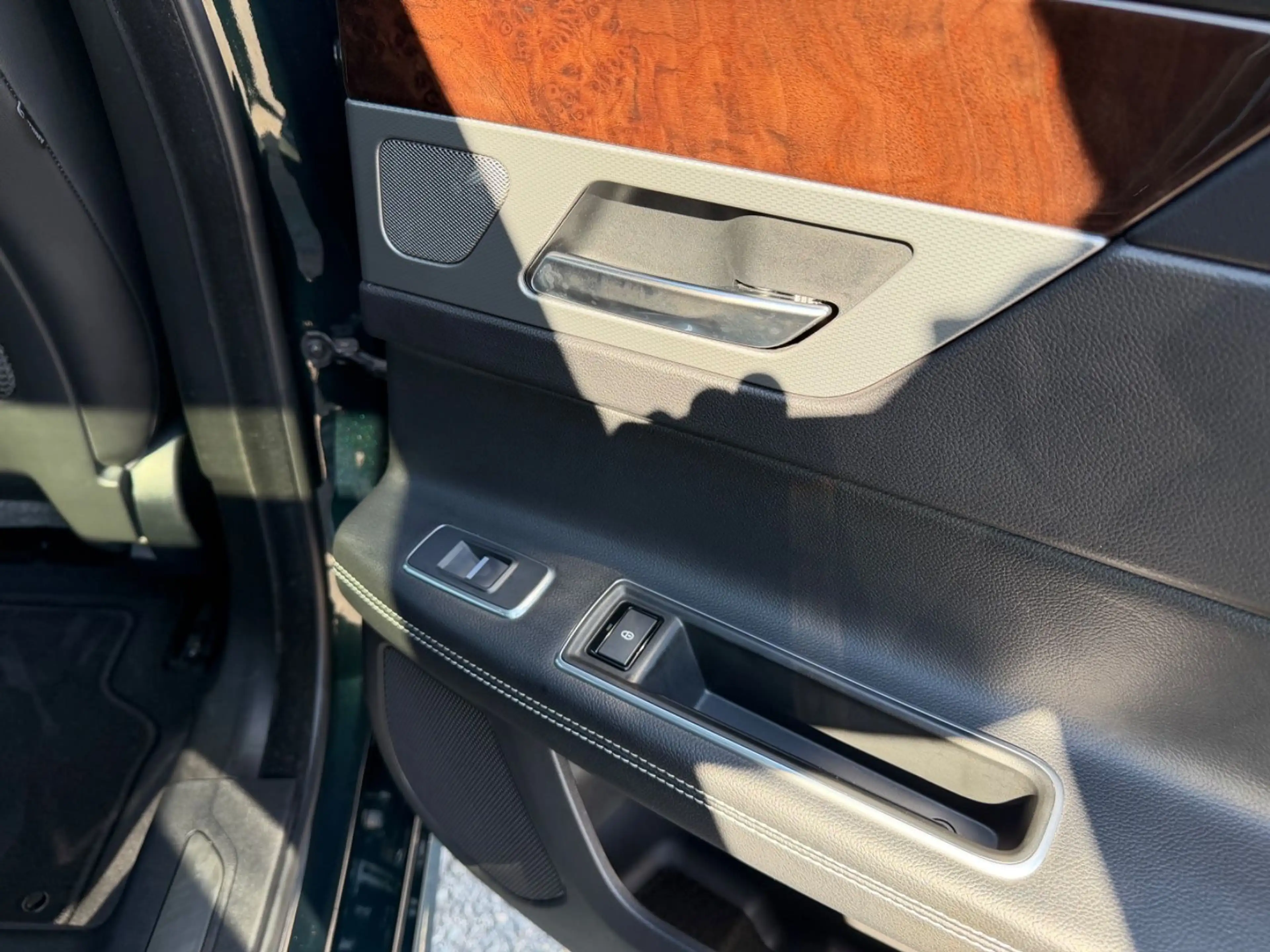 Jaguar XF 30d 300PS R-Sport Automatik Matric Head ACC — photo 11