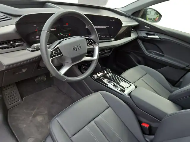 Audi E-Tron view 4