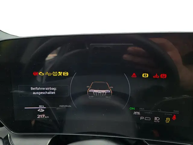 Audi E-Tron view 9