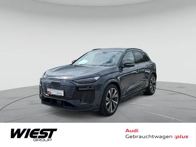 Audi E-Tron main image
