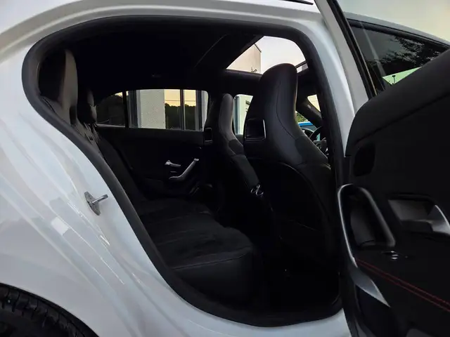 Mercedes-Benz A Class view 11