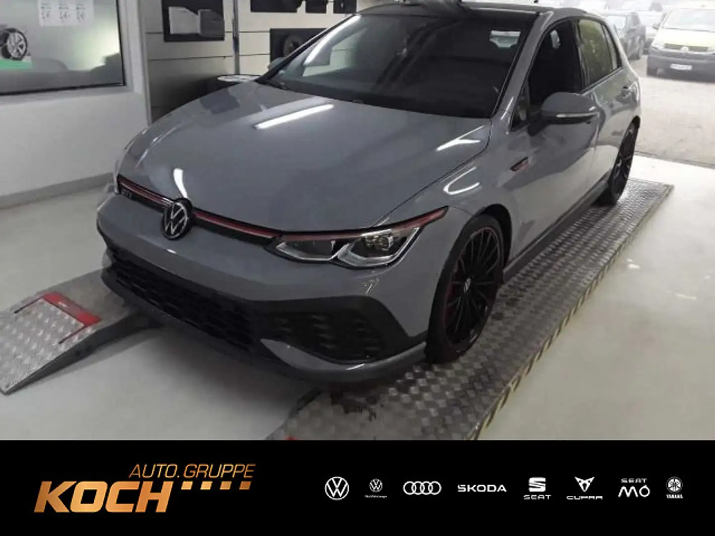 Volkswagen Golf GTI Golf VIII GTI Clubsport DSG LED Navi R-Auspuffan Grau - 1