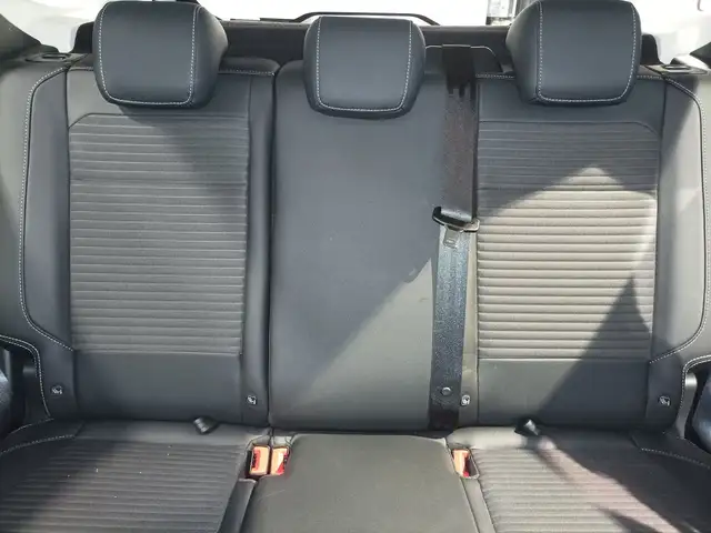 Ford EcoSport view 15
