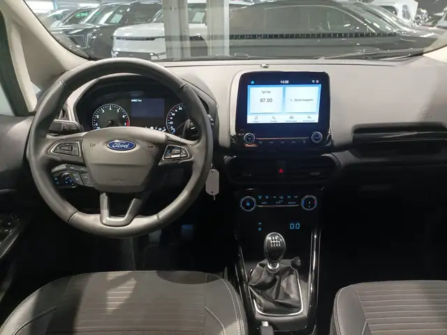 Ford EcoSport view 9