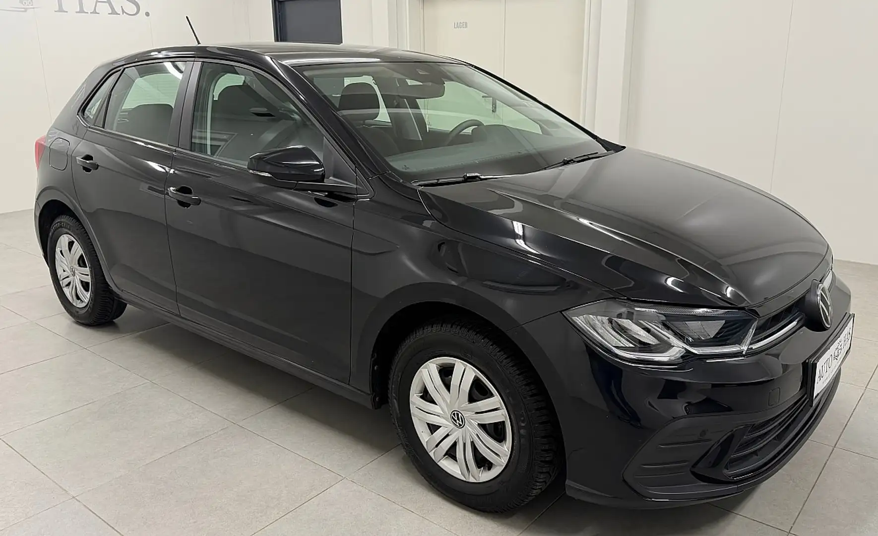 Volkswagen Polo 1,0*8 Fach*Parksensoren*Apple Carplay*Android A... Schwarz - 2
