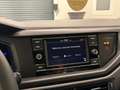 Volkswagen Polo 1,0*8 Fach*Parksensoren*Apple Carplay*Android A... Schwarz - thumbnail 22