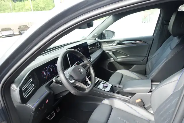 Volkswagen Tiguan 2.0 TSI 195 kW 4Motion R-Line *MEGAVOLL* Ansicht 8