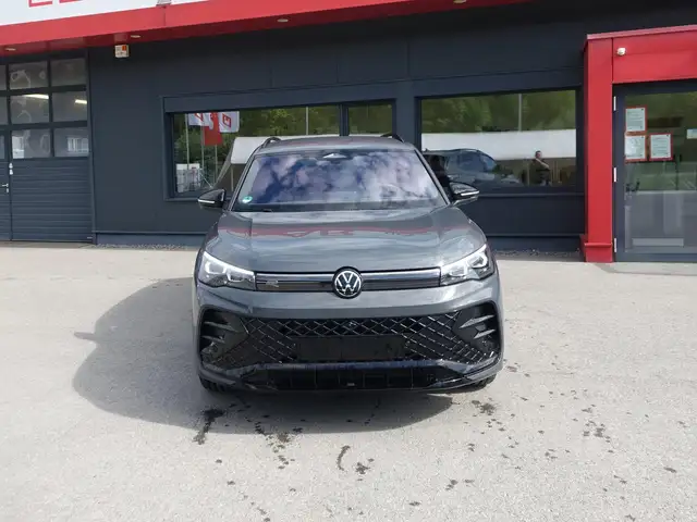 Volkswagen Tiguan 2.0 TSI 195 kW 4Motion R-Line *MEGAVOLL* Ansicht 2