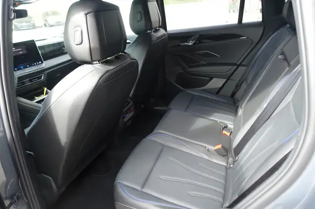 Volkswagen Tiguan 2.0 TSI 195 kW 4Motion R-Line *MEGAVOLL* Ansicht 10
