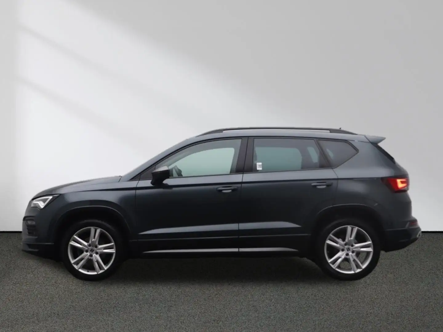 SEAT Ateca FR 1.5 TSI DSG BeatsAudio AHK Groen - 2