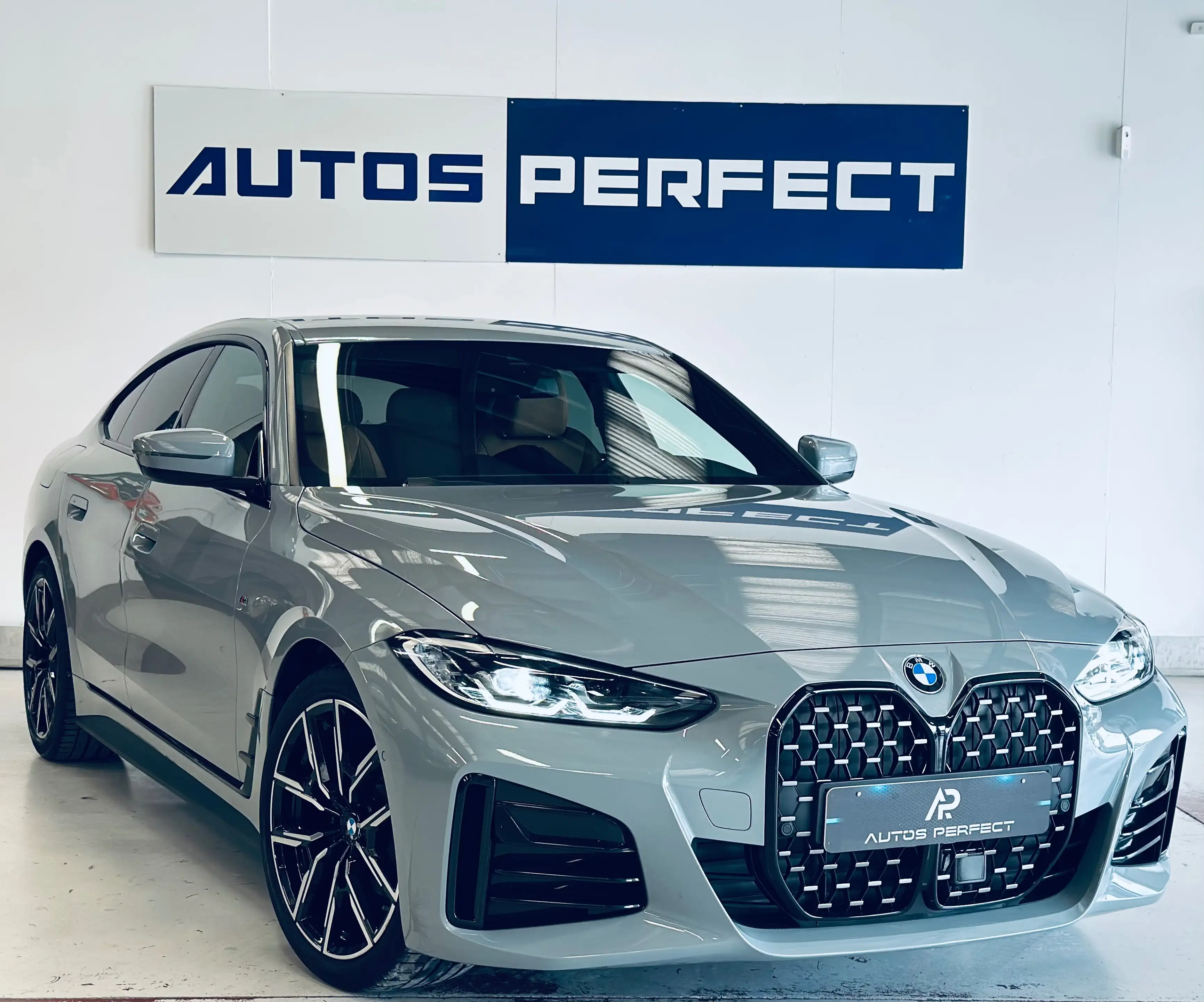 BMW 420 d Gran Coupé *26.229km* BOITE AUTO PACK M CAMERA LIM CARPLAY CUIR — photo 2