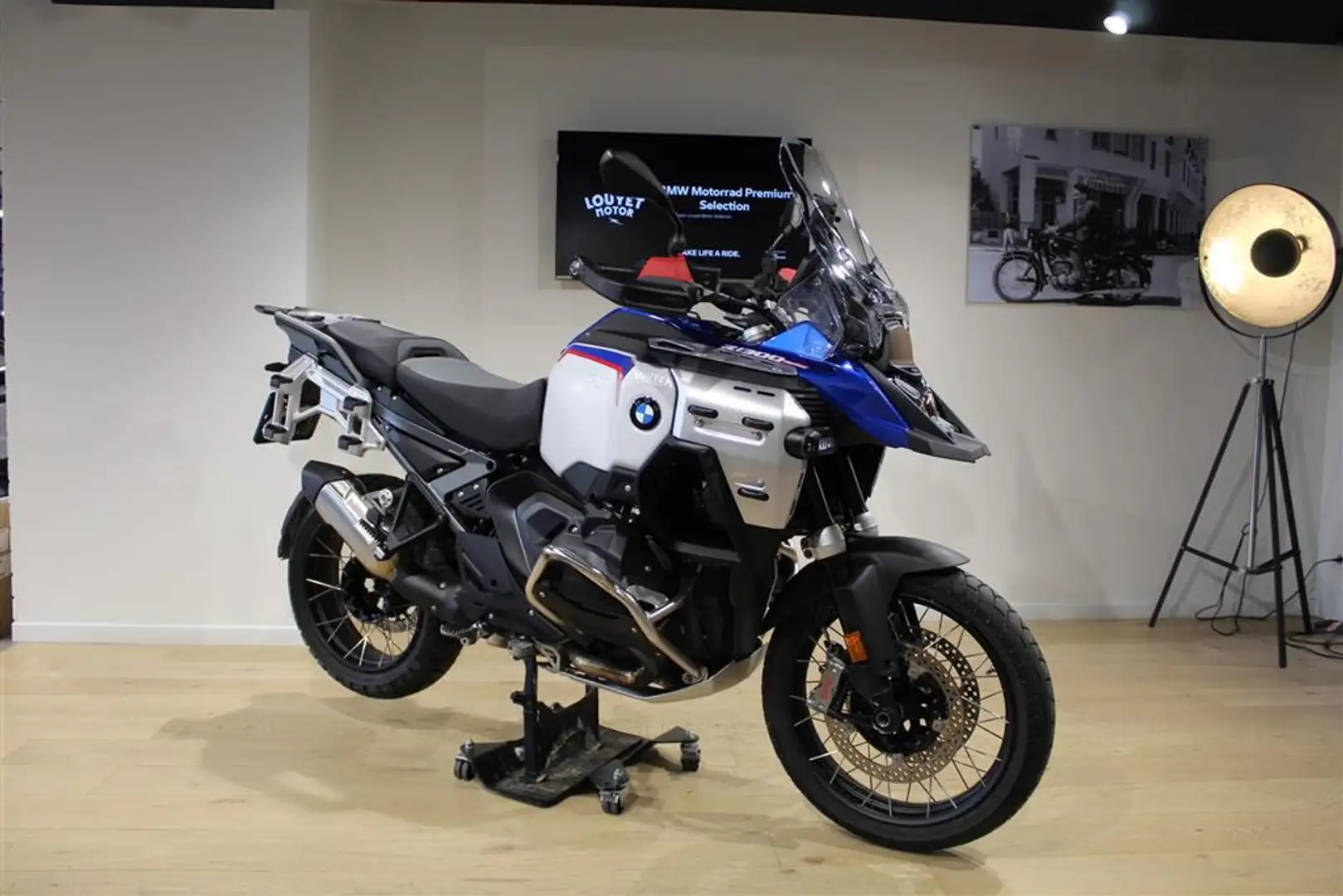 BMW R 1300 GS 0 Blauw - 1