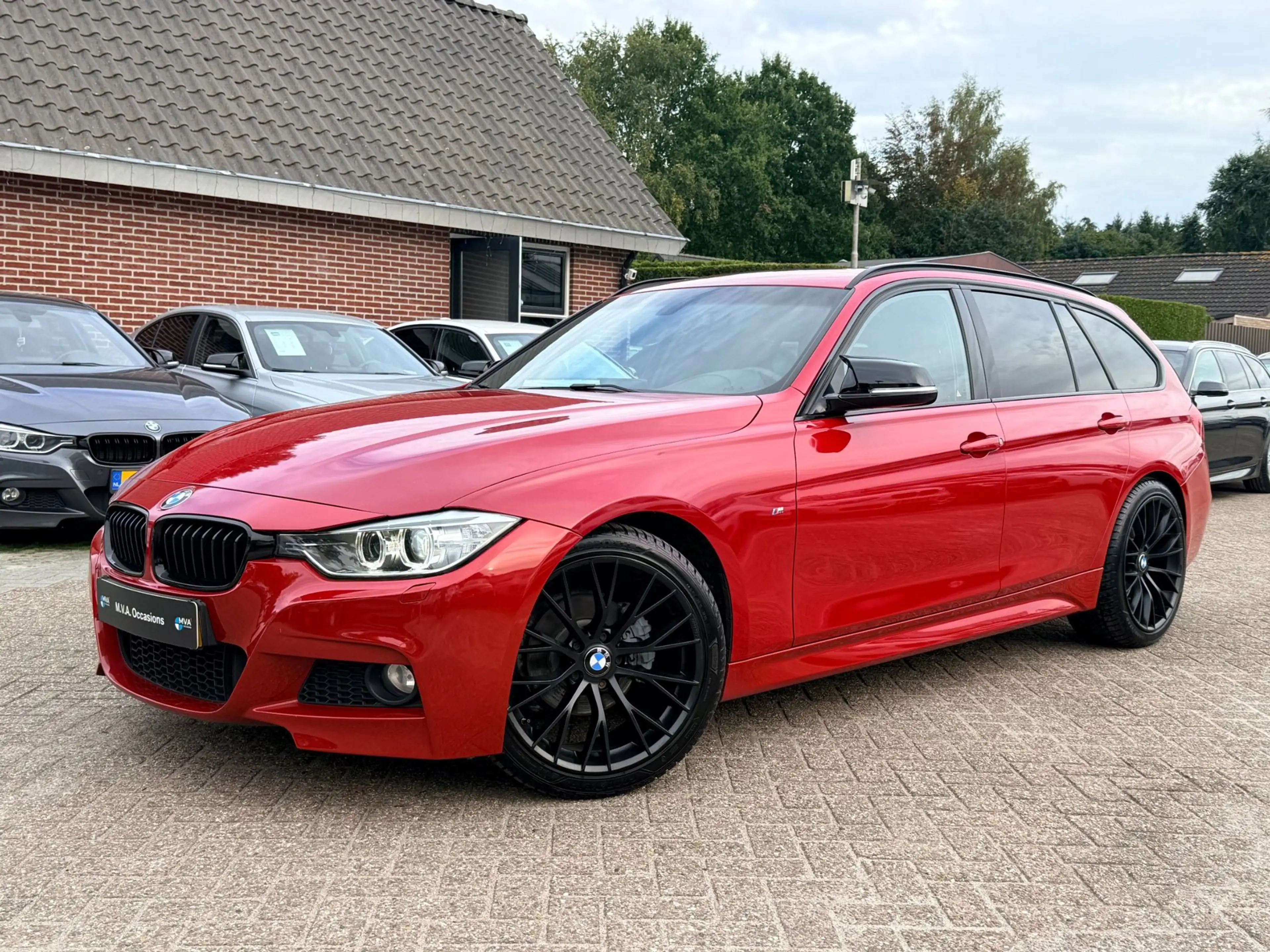 BMW 316 3-serie Touring 316i Executive M Sport|Nieuwe Kett