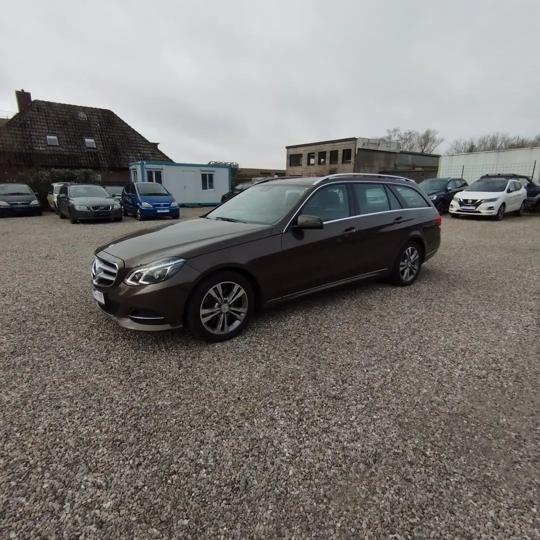 Mercedes-Benz E 250 T AVANTGARDE Autom.Navi.Xenon.Sitzhezung. Brun - 2