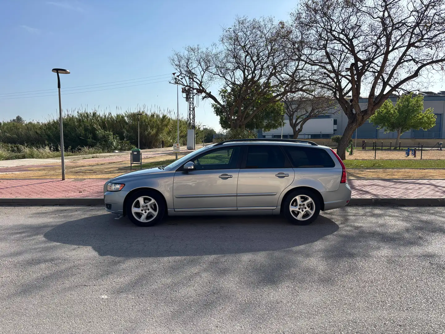 Volvo V50 V50 1.6D DRIVe Summum Summum Gris - 2