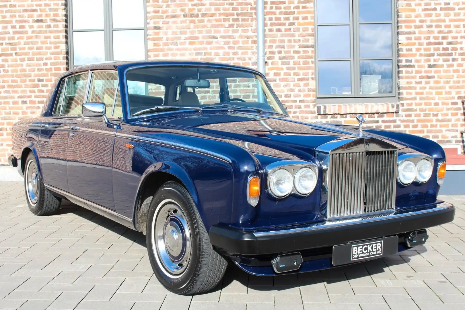 Rolls-Royce Silver Shadow II Синій - 1
