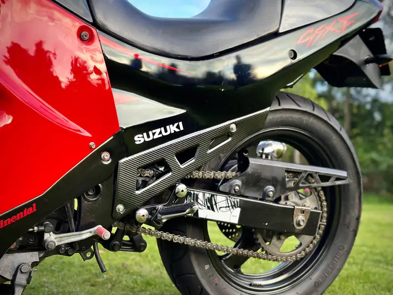 Suzuki GSX 600 - foto 5