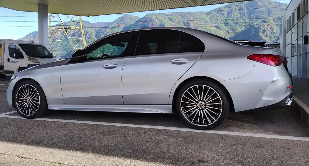 Mercedes-Benz C-Class 2026