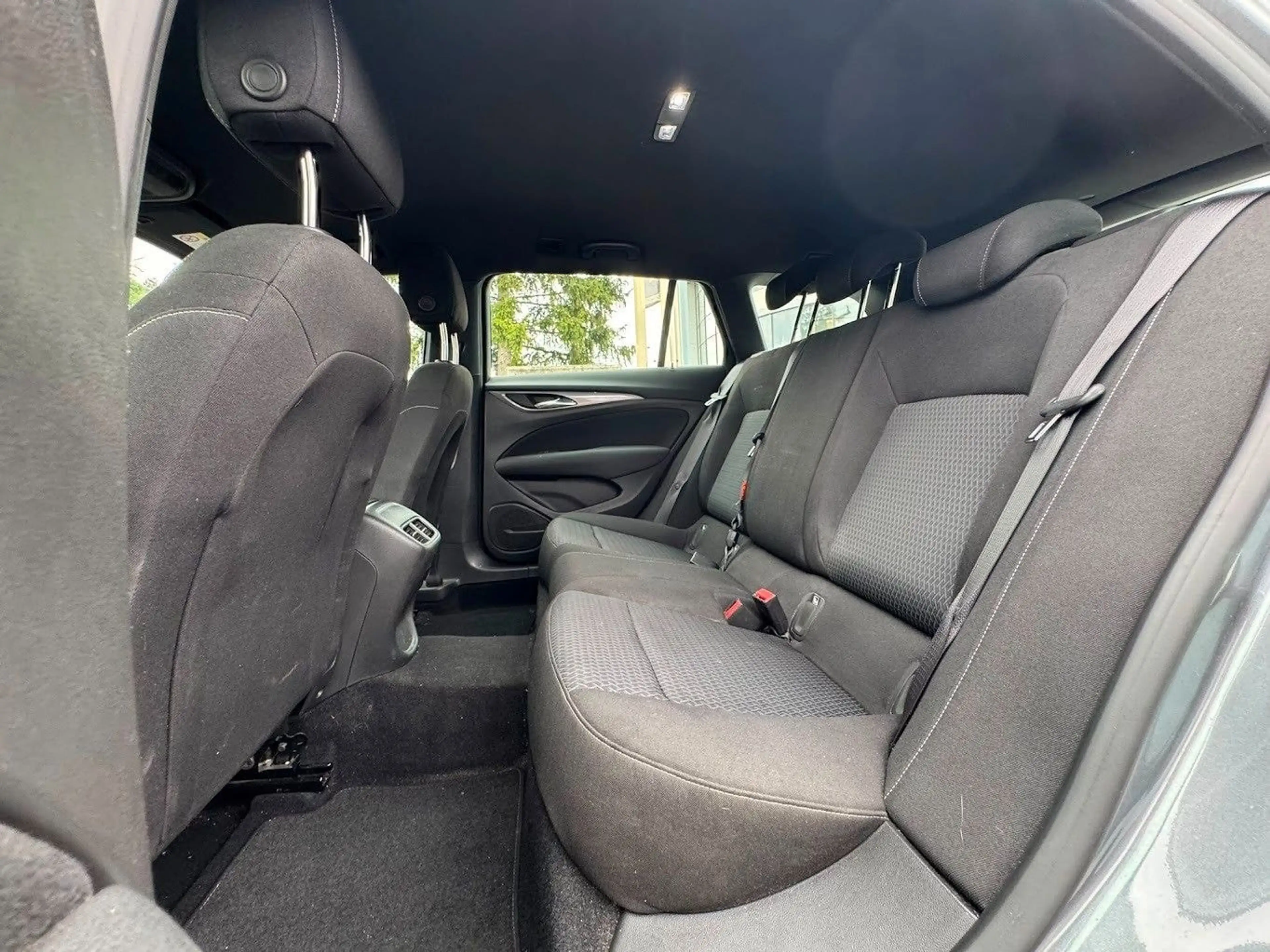 Opel Insignia Insignia Edition Business LED. NAVI. AGR. PDC — photo 13