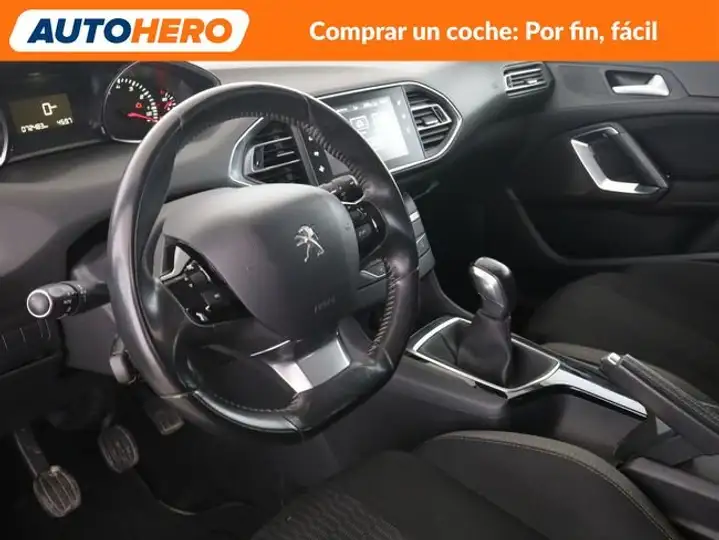 Peugeot 308 1.2 Pure Tech S&S Style 2015, foto 12