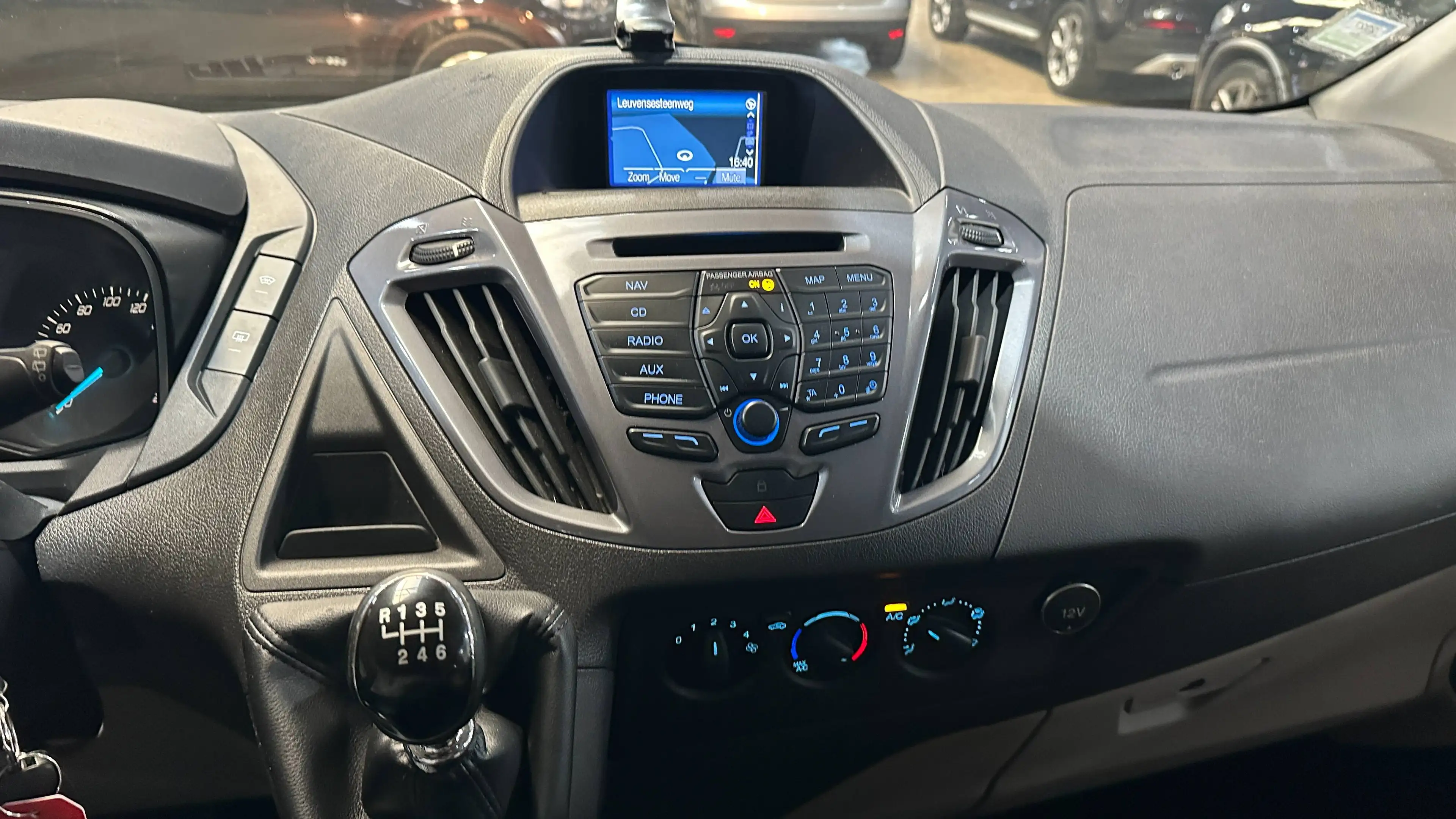 Ford Transit Custom 2.0 TDCi L1H1 Trend — photo 12