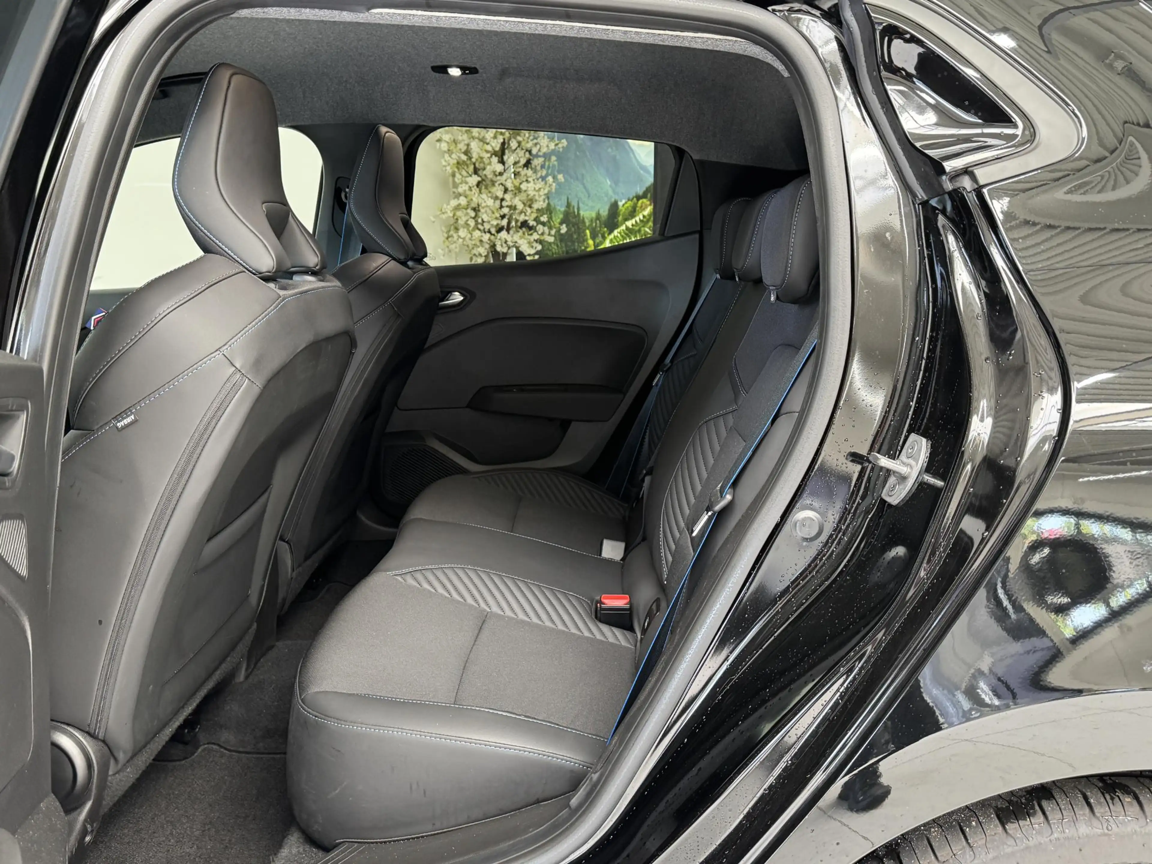 Renault Clio 1.6 E-Tech Full Hybrid 145 Esprit Alpine | Navigat — photo 8
