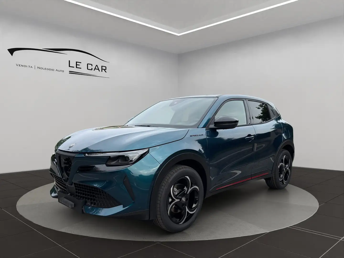 Alfa Romeo Junior Junior 1.2 ibrida Speciale 145cv edct6 Blu/Azzurro - 1