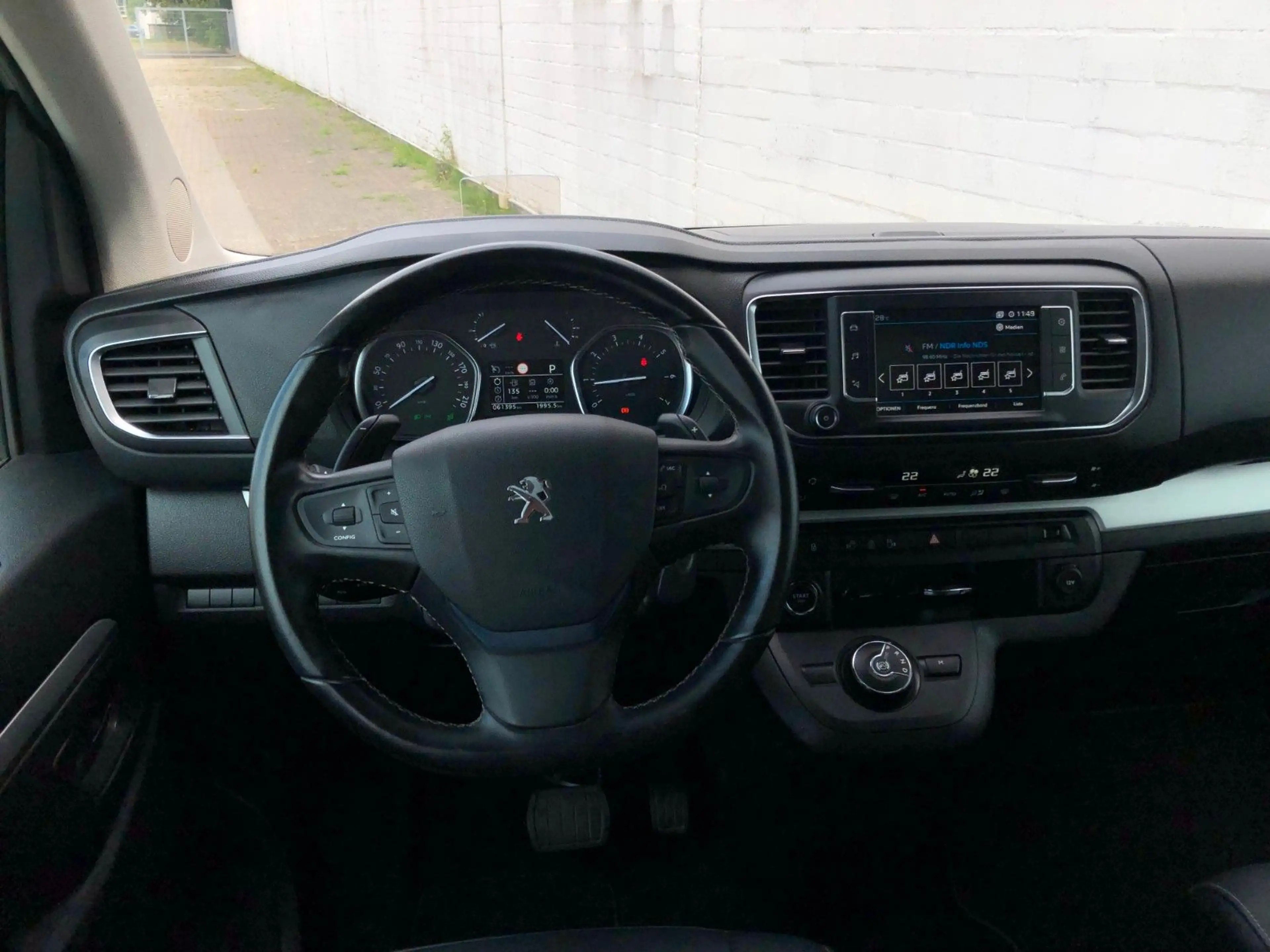 Peugeot Traveller 2.0 Blue "8-Sitzer" — photo 12