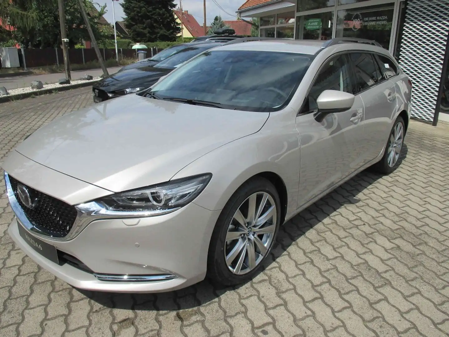 Mazda 6 2023 5WGN 2.0L SKYACTIV G 165 6AT FWD EXCLUSIVE-LI Silber - 1