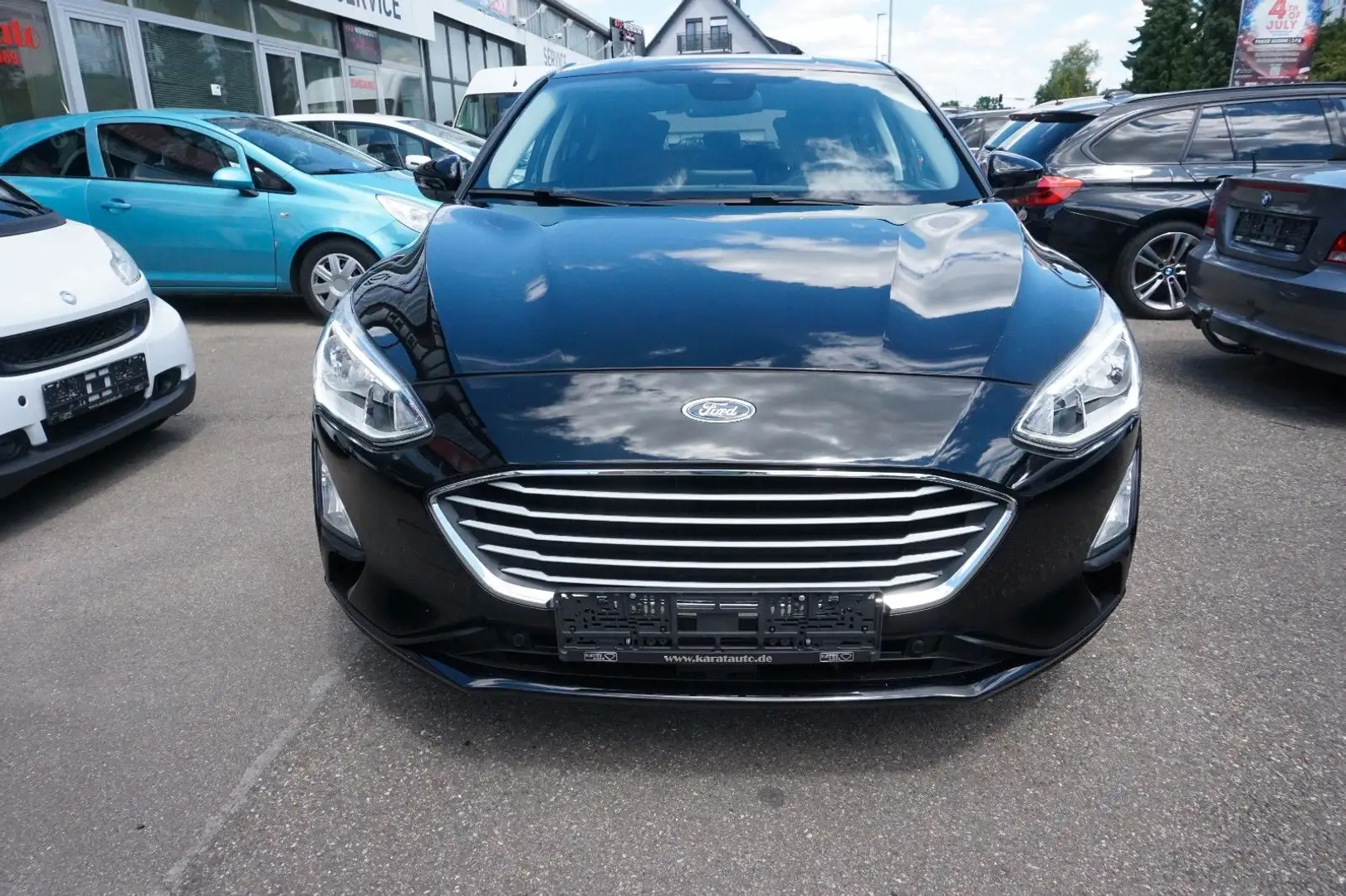Ford Focus Lim. Cool & Connect*Navi* Noir - 2