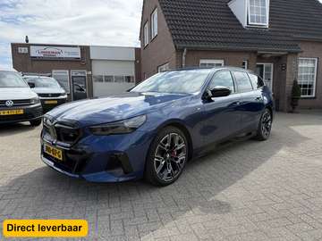Touring M60 xDrive 601PK Org. Nederlands (BTW)