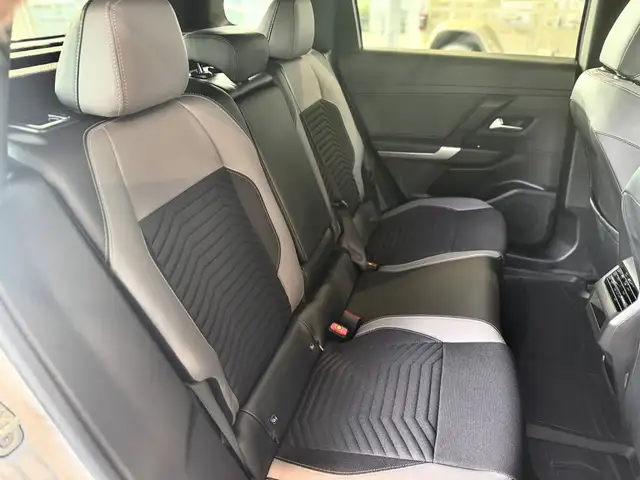 Jeep Compass view 11