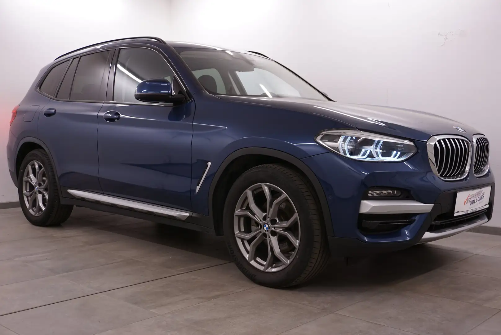BMW X3 xDrive 20 d xLine // Adaptiv LED Scheinwerfer // Blauw - 1