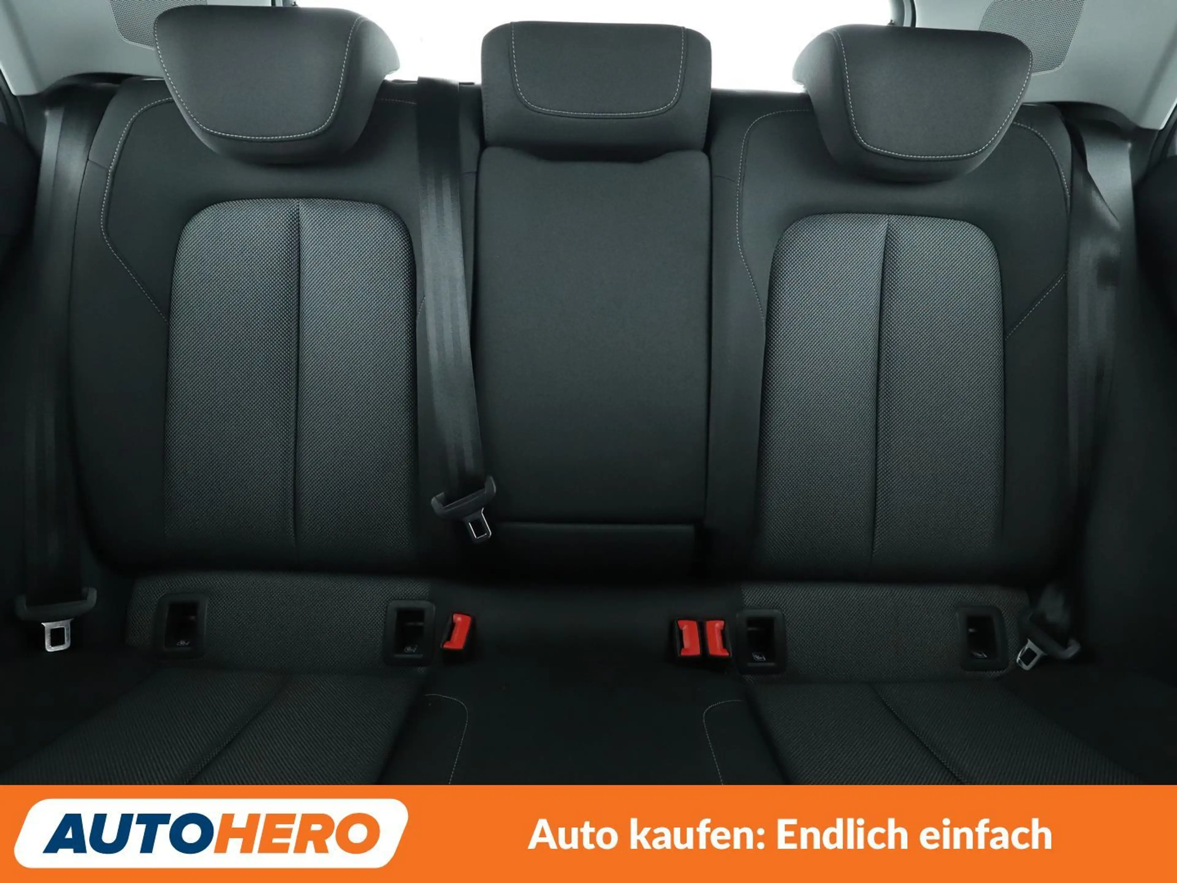 Audi Q2 35 TFSI Sport*NAVI*TEMPO*PDC*SHZ*AHK*ALU* — photo 14