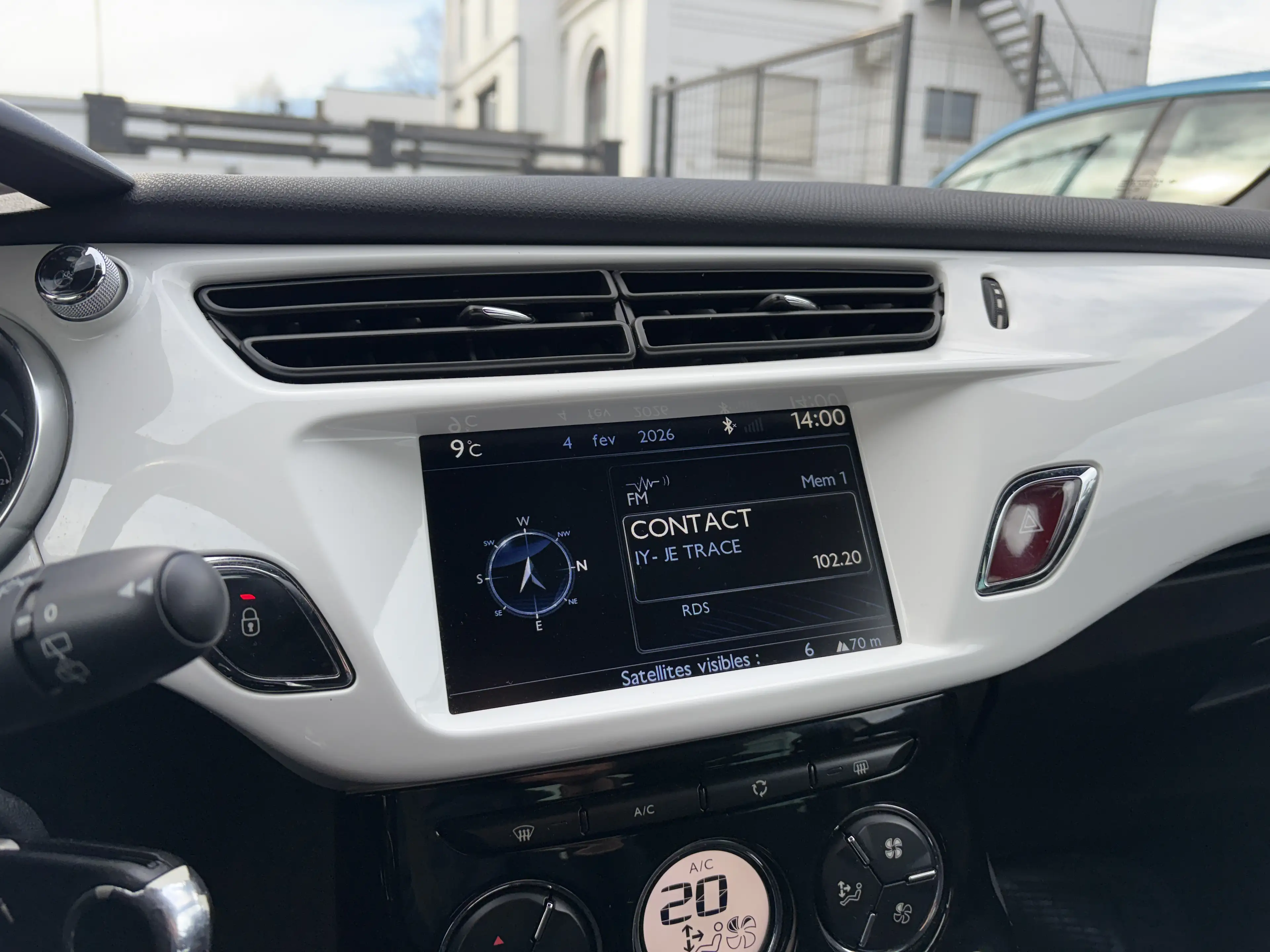 Citroen DS3 1.2i Be Chic - GARANTIE 1AN - — photo 15