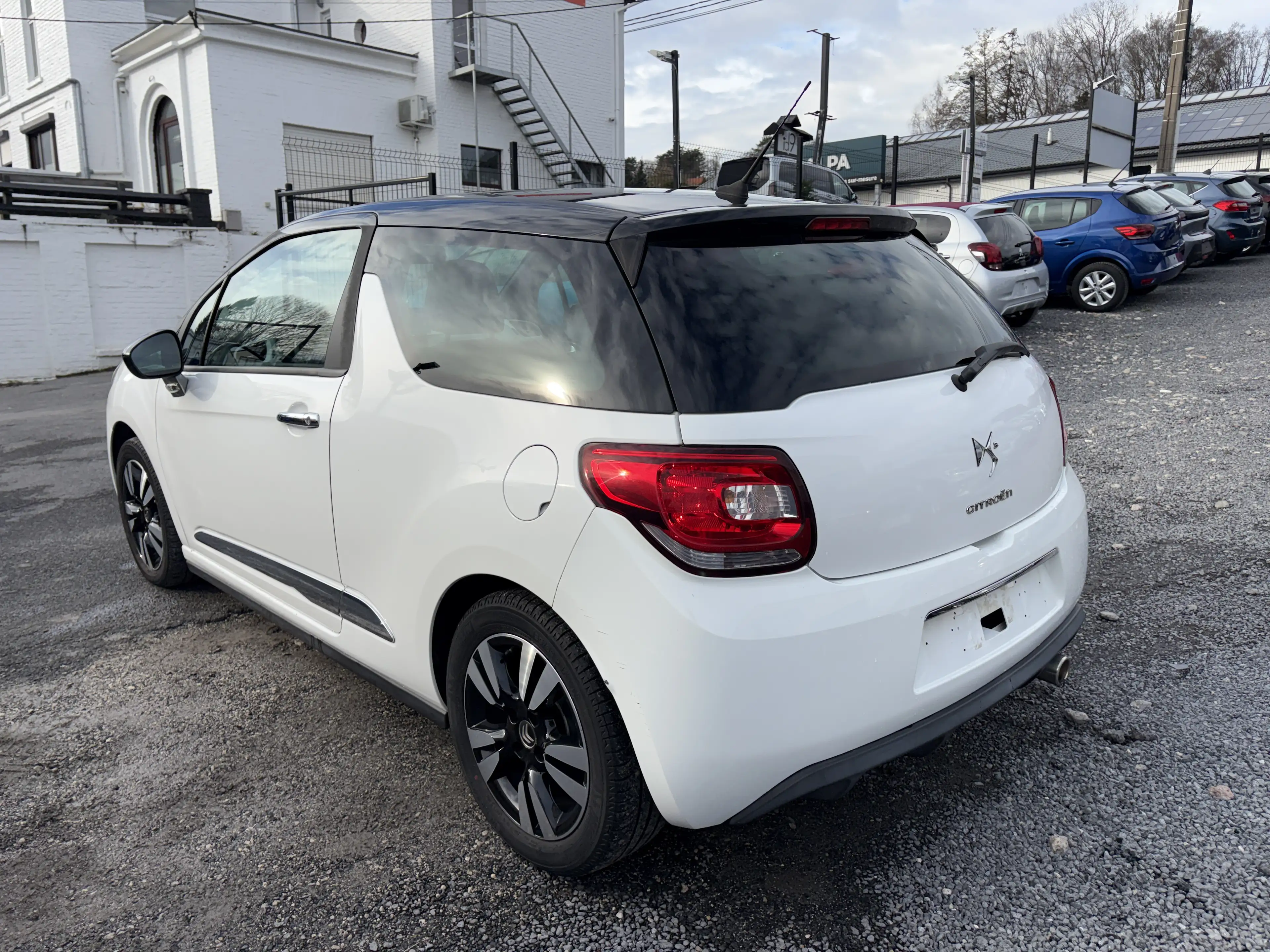 Citroen DS3 1.2i Be Chic - GARANTIE 1AN - — photo 4