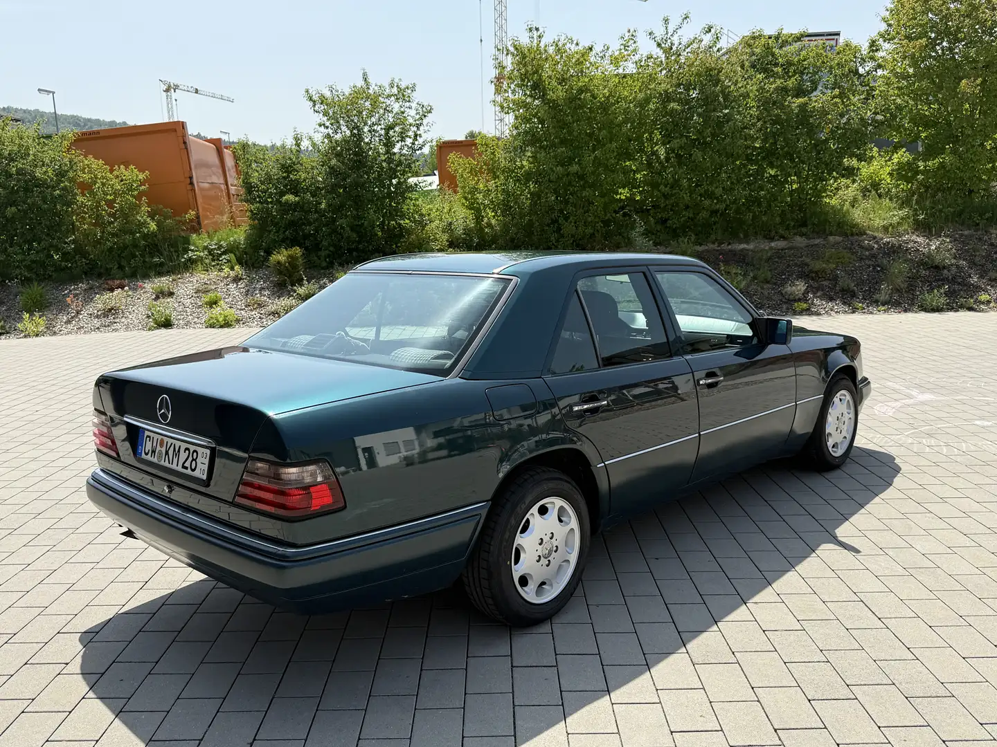 Mercedes-Benz E 200 Mercedes-Benz E 200 - W124 - Limousine - 2