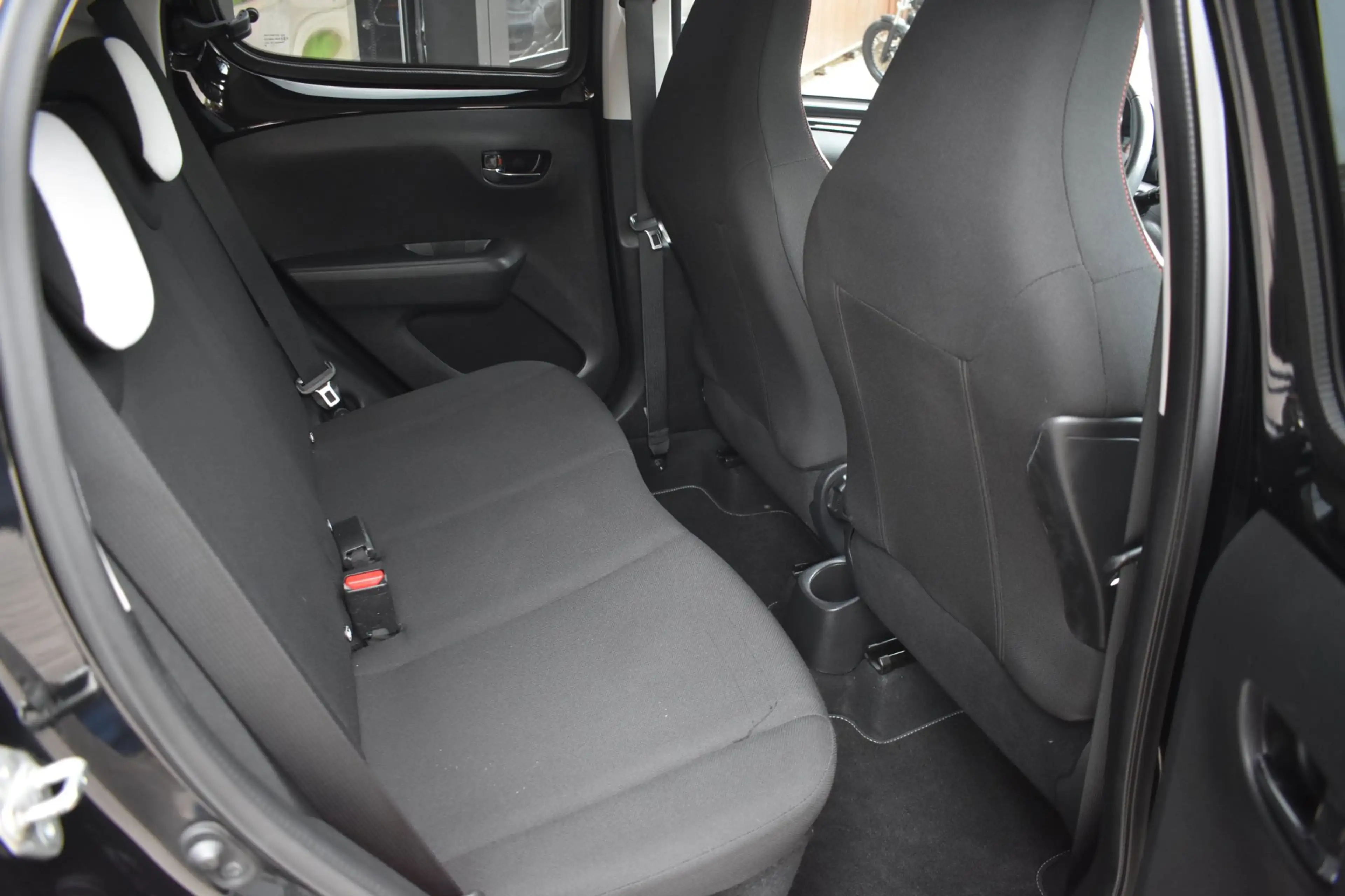 Citroen C1 1.0 VTi Urban Ride '19 Airco Navi Inruil mogelijk — photo 5
