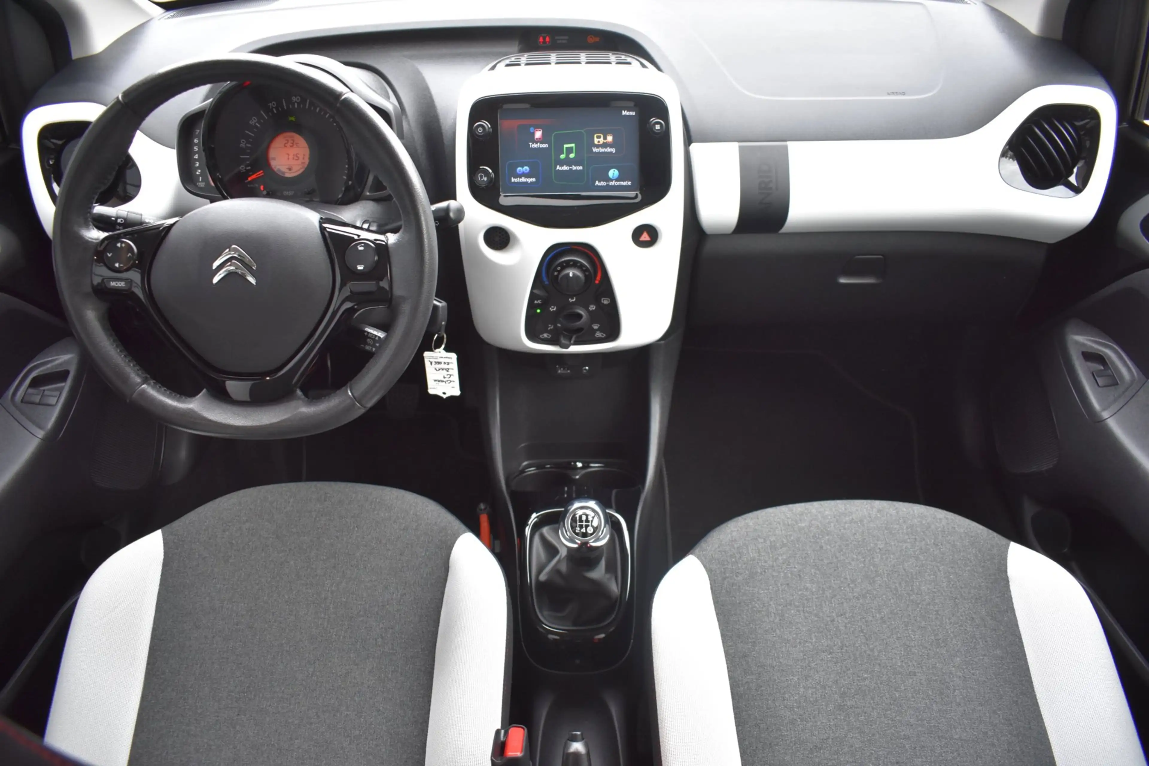 Citroen C1 1.0 VTi Urban Ride '19 Airco Navi Inruil mogelijk — photo 2