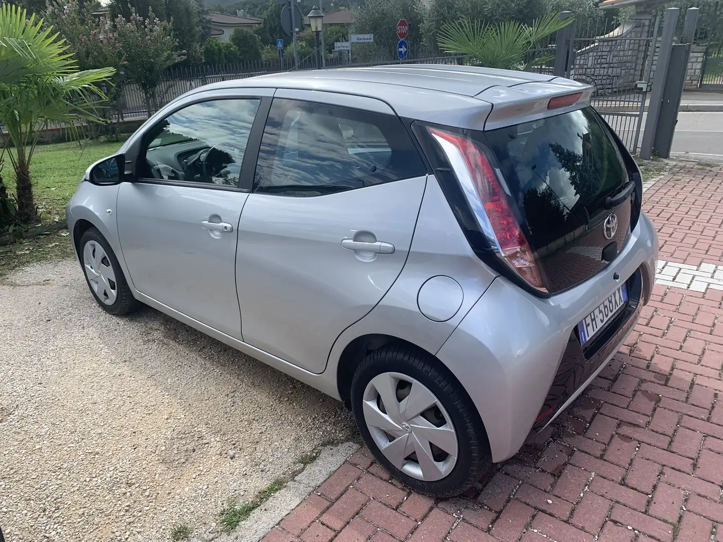 Toyota Aygo 5p 1.0 Lounge connect my14 - 2